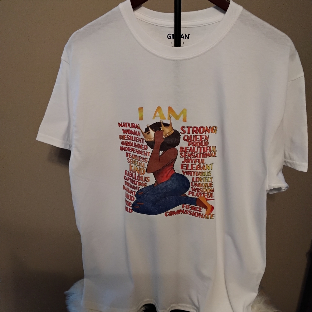 T-Shirt - Picture 2 of 2